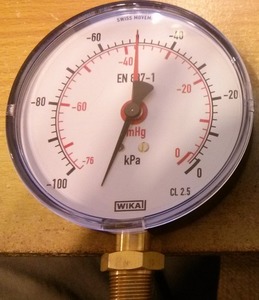 Analogue Vacuum Gauge